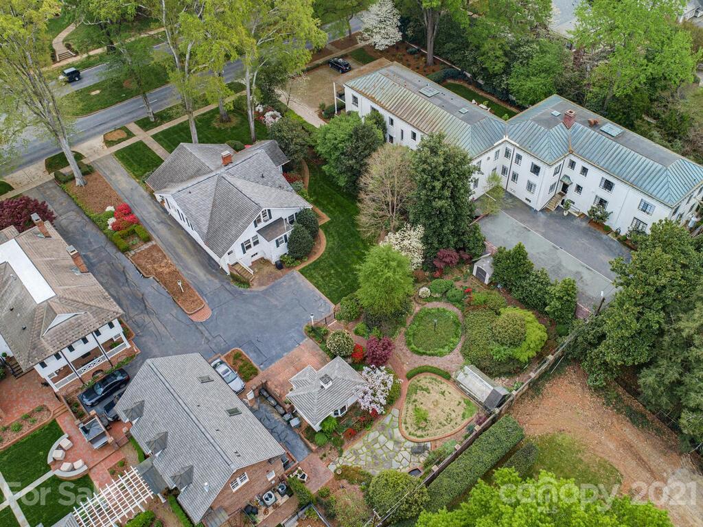 1600 Queens Road Charlotte, NC 28207 - Photo 29 of 30 an aerial view of residential house with outdoor space