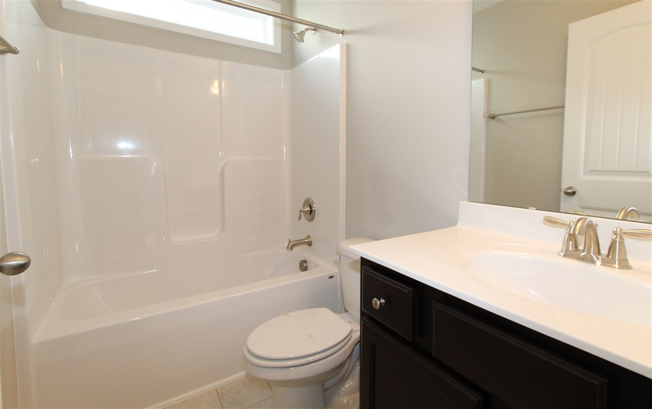 180 Yellow Jacket Ridge Clayton, NC 27520 - Photo 15 of 30 Bathroom