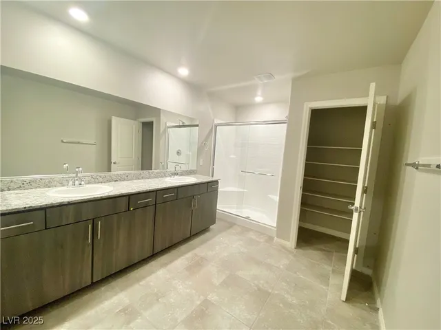 $2,995 | 5326 Java Plum Street, Las Vegas, NV 89113