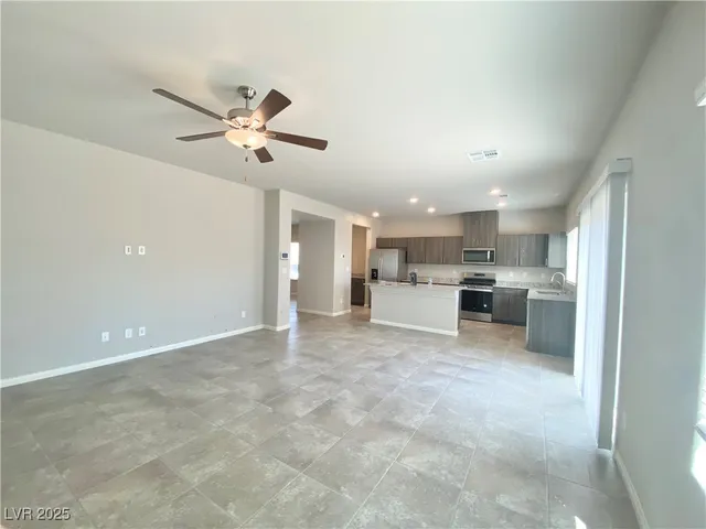 $2,995 | 5326 Java Plum Street, Las Vegas, NV 89113