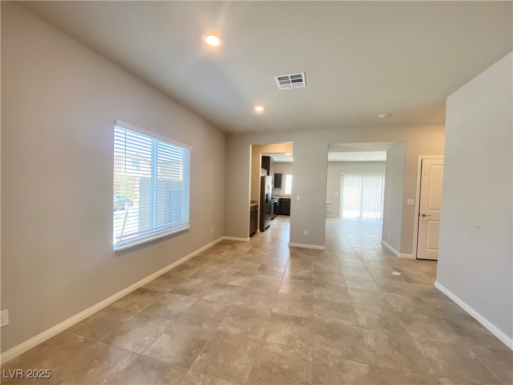 5326 Java Plum Street Las Vegas, NV 89113 - Photo 10 of 28