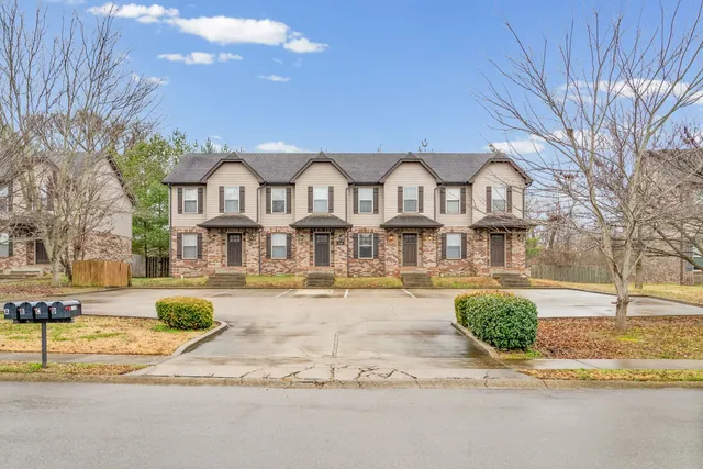 $1,150 | 1764 Spring Water Drive, Unit C, Clarksville, TN 37040