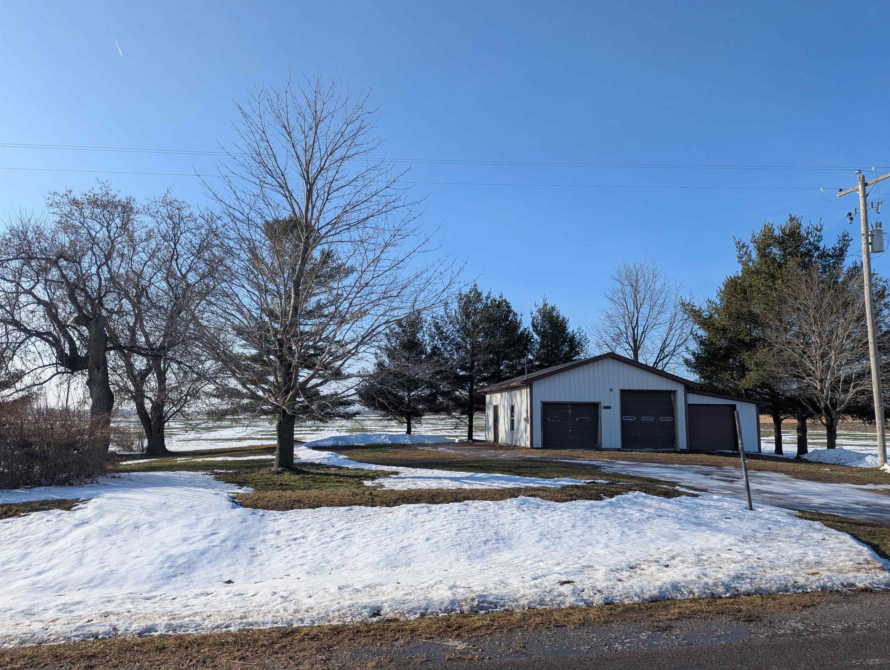 1475 Reed Road Sterling, MI 48659 - Photo 2 of 11