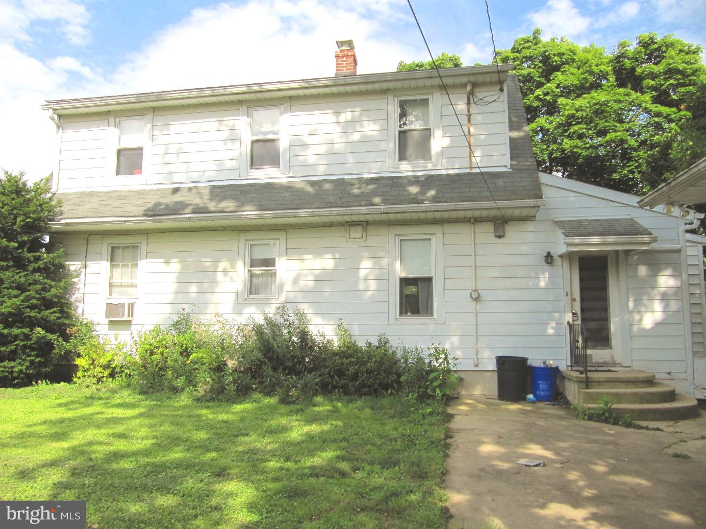 1621 Crowder Avenue Reading, PA 19607 - Photo 2 of 7 Exterior Back