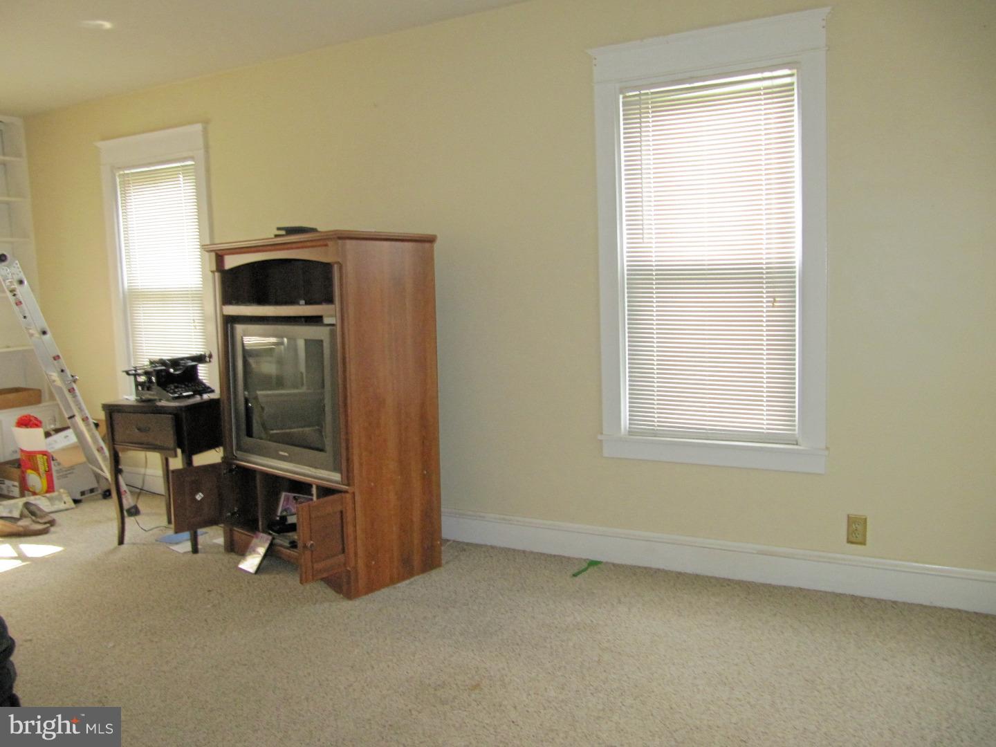 1621 Crowder Avenue Reading, PA 19607 - Photo 7 of 7 Living Room