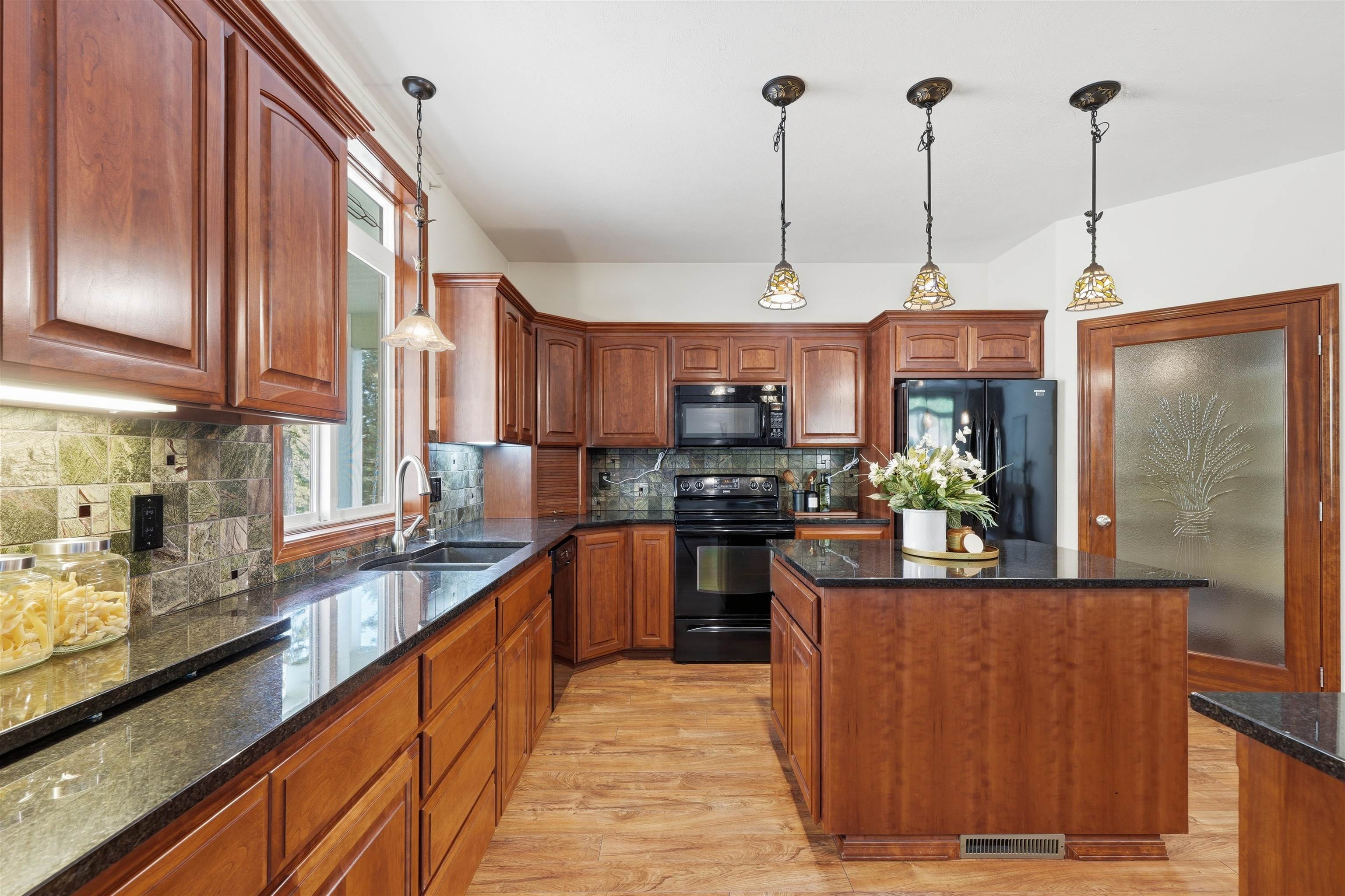 3525 West Brant Road Colbert, WA 99005 - Photo 8 of 49 Gallery Image 8