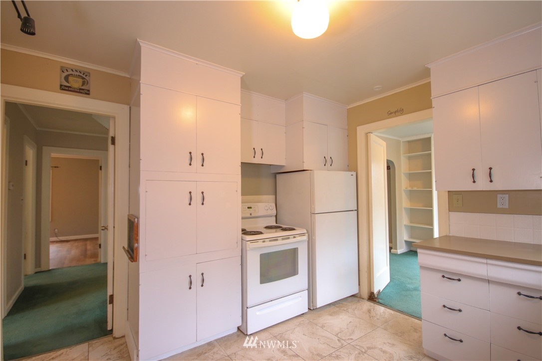 932 Burns Cosmopolis, WA 98537 - Photo 18 of 23 Gallery Image 18