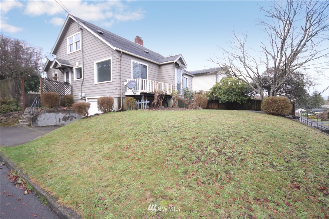 932 Burns Cosmopolis, WA 98537 - Photo 5 of 23 Gallery Image 5