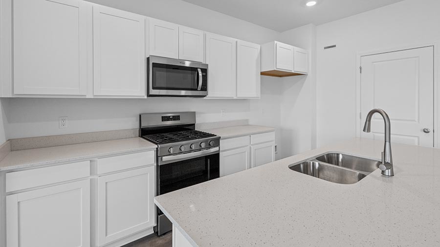 17549 West Windemere Circle Lockport, IL 60441 - Photo 2 of 29