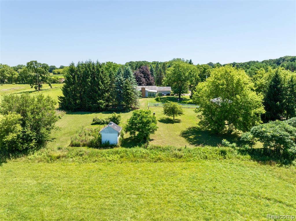 595 North Cedar Road Fowlerville, MI 48836 - Photo 56 of 75
