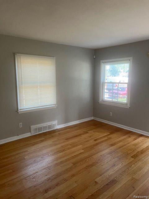 18757-59 Kelly Road Detroit, MI 48224 - Photo 9 of 14