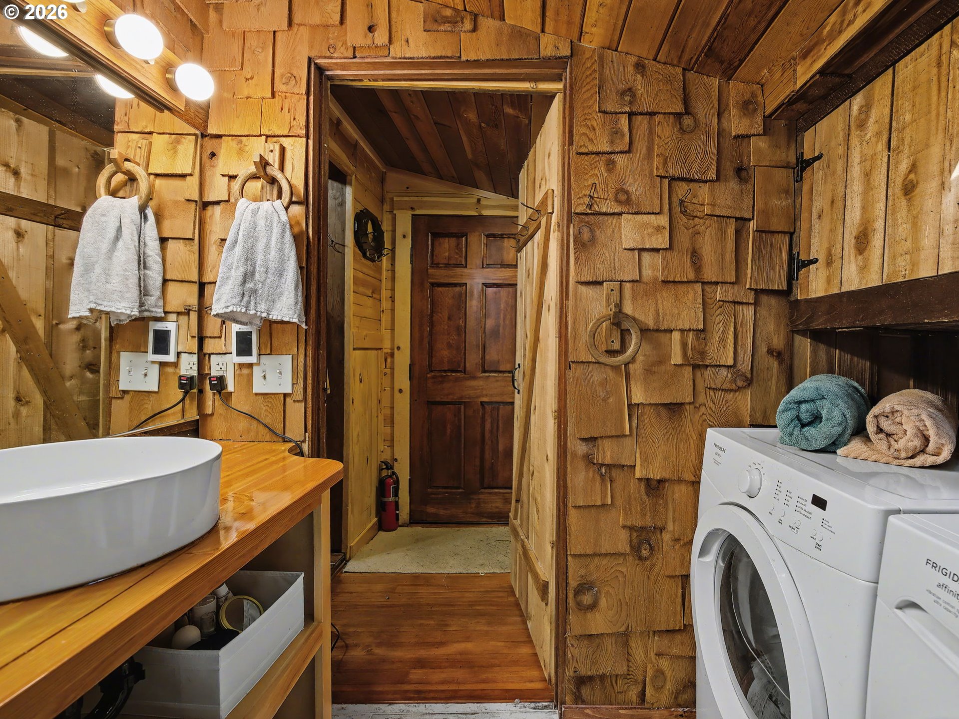 26897 East Road 15 Rhododendron, OR 97049 - Photo 23 of 38 Gallery Image 23