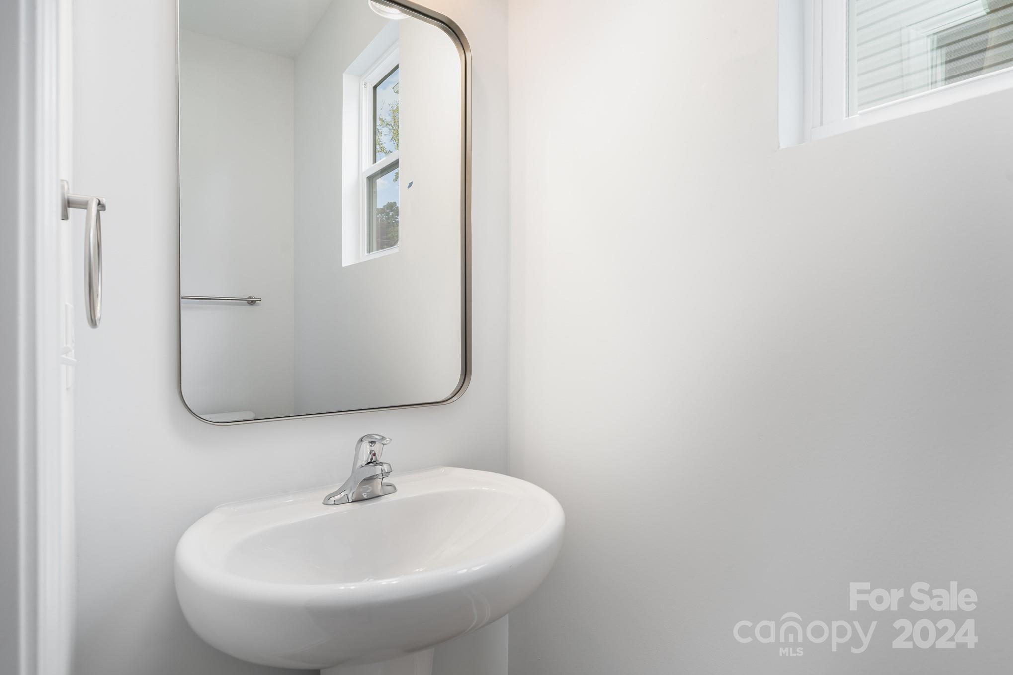 7132 Plott Road Charlotte, NC 28215 - Photo 19 of 33 Gallery Image 19