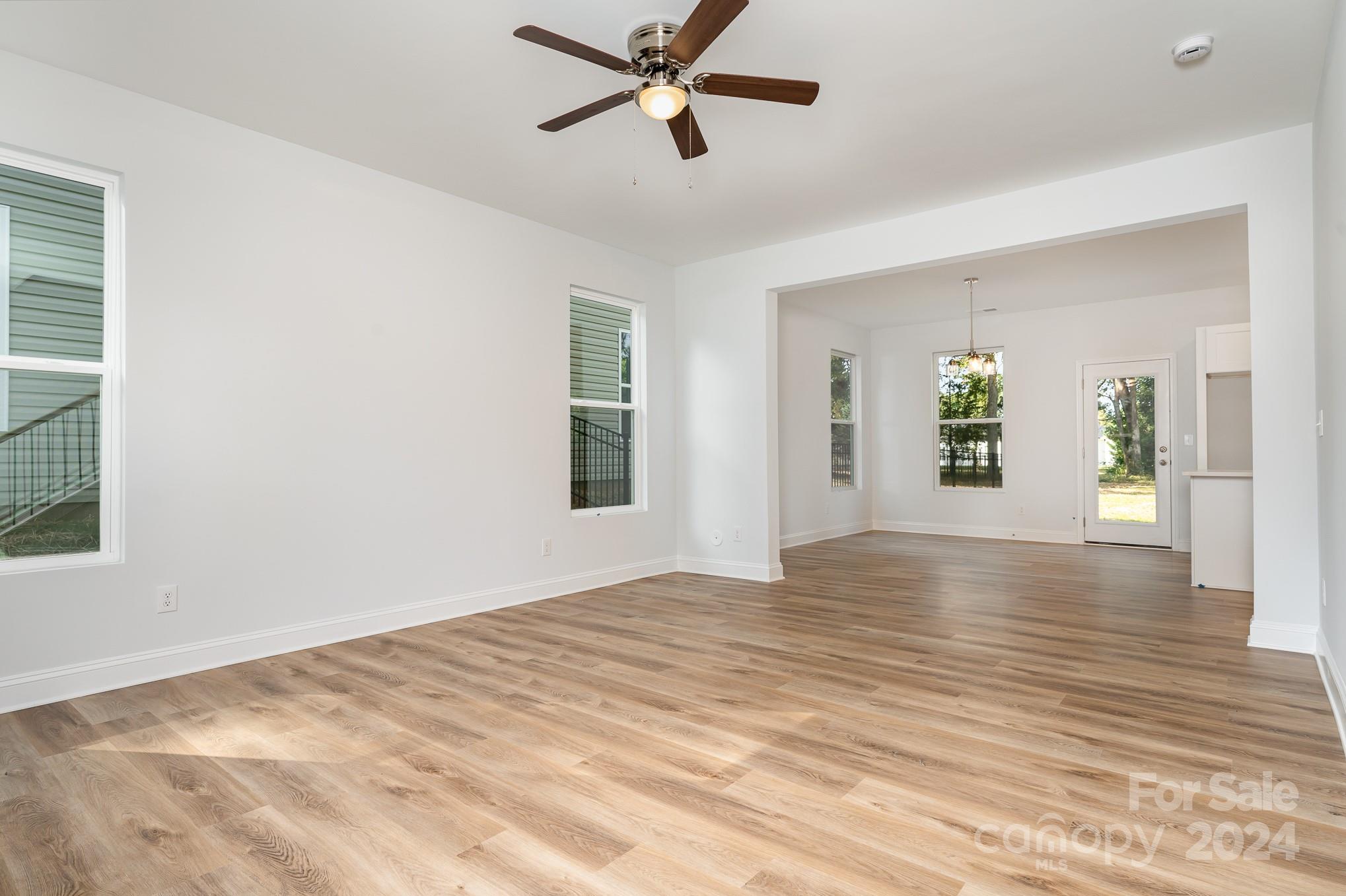 7132 Plott Road Charlotte, NC 28215 - Photo 5 of 33 Gallery Image 5