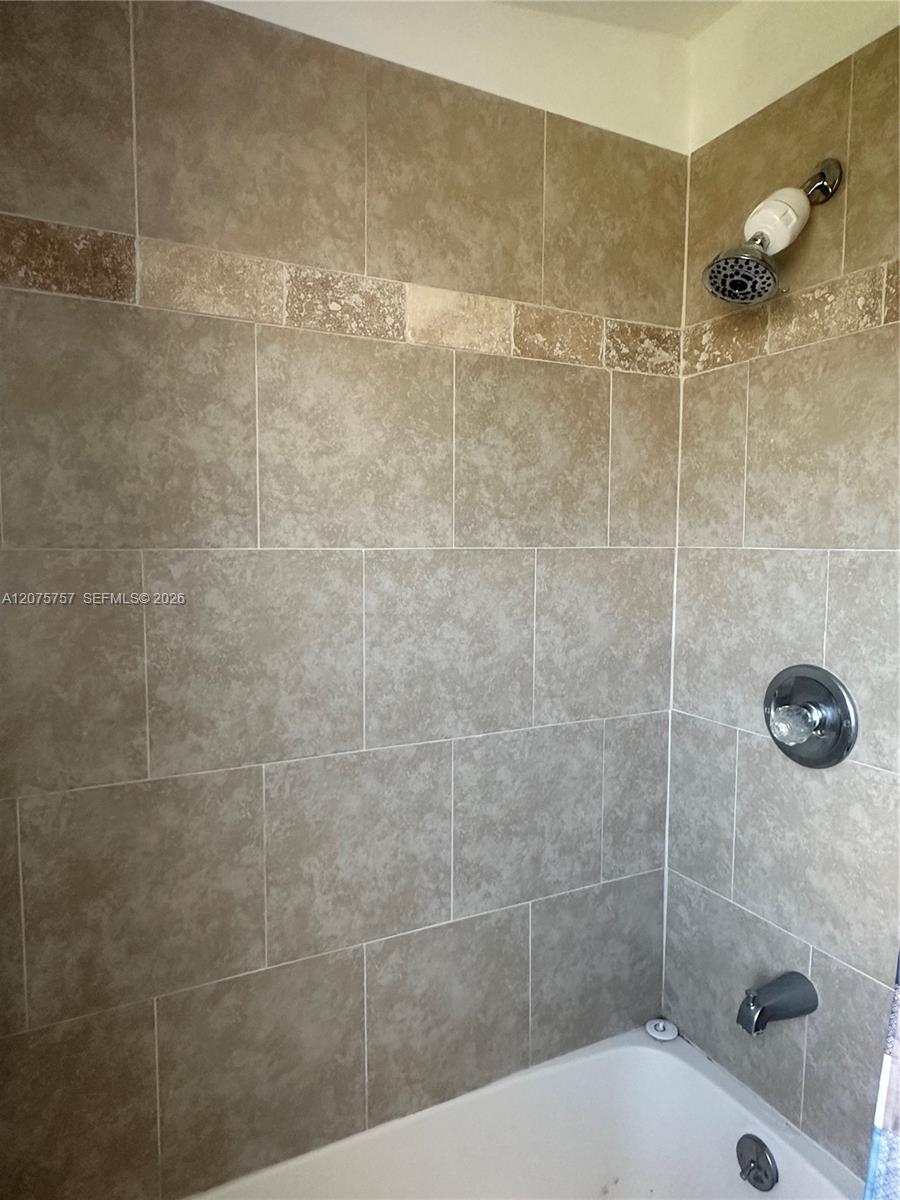 11886 Watergate Circle, Unit H Boca Raton, FL 33428 - Photo 11 of 20 Gallery Image 11