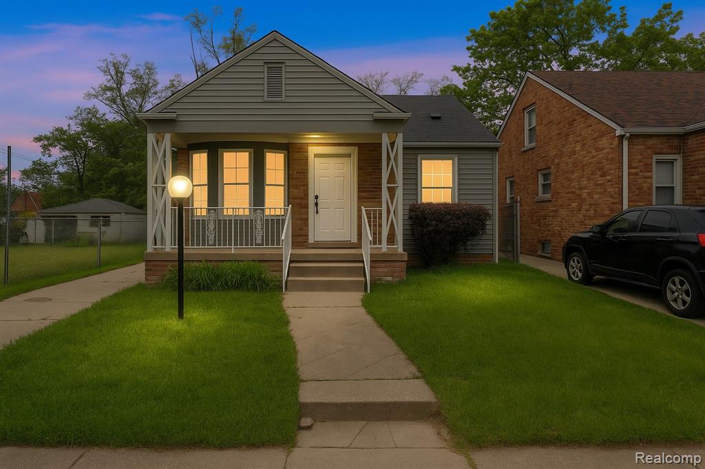 16713 Rutherford Street Detroit, MI 48235 - Photo 1 of 17
