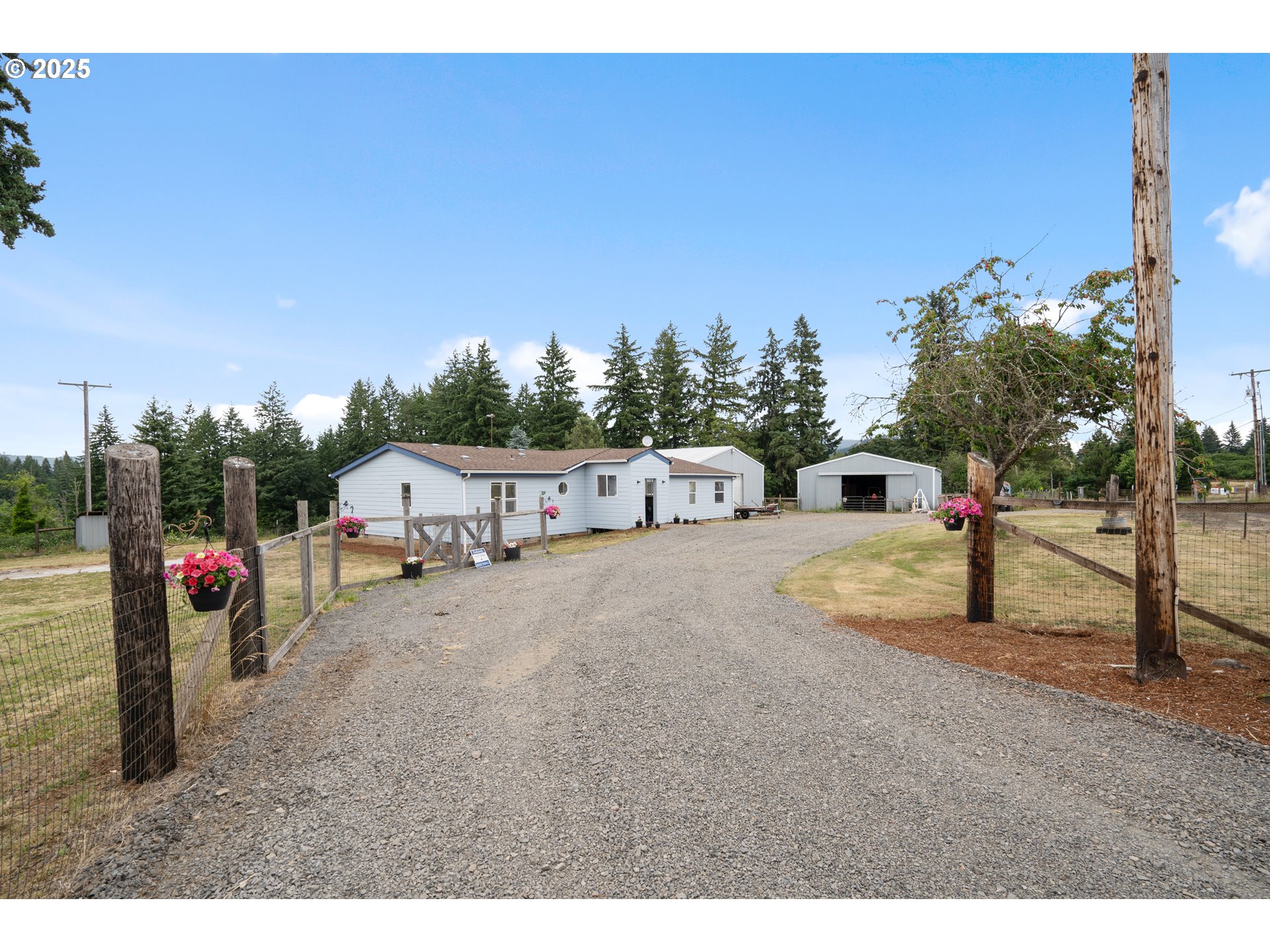 35125 Ede Road Lebanon, OR 97355 - Photo 3 of 39