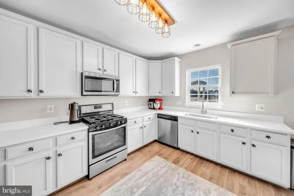 $3,500 | 6340 Cullen Place, Haymarket, VA 20169