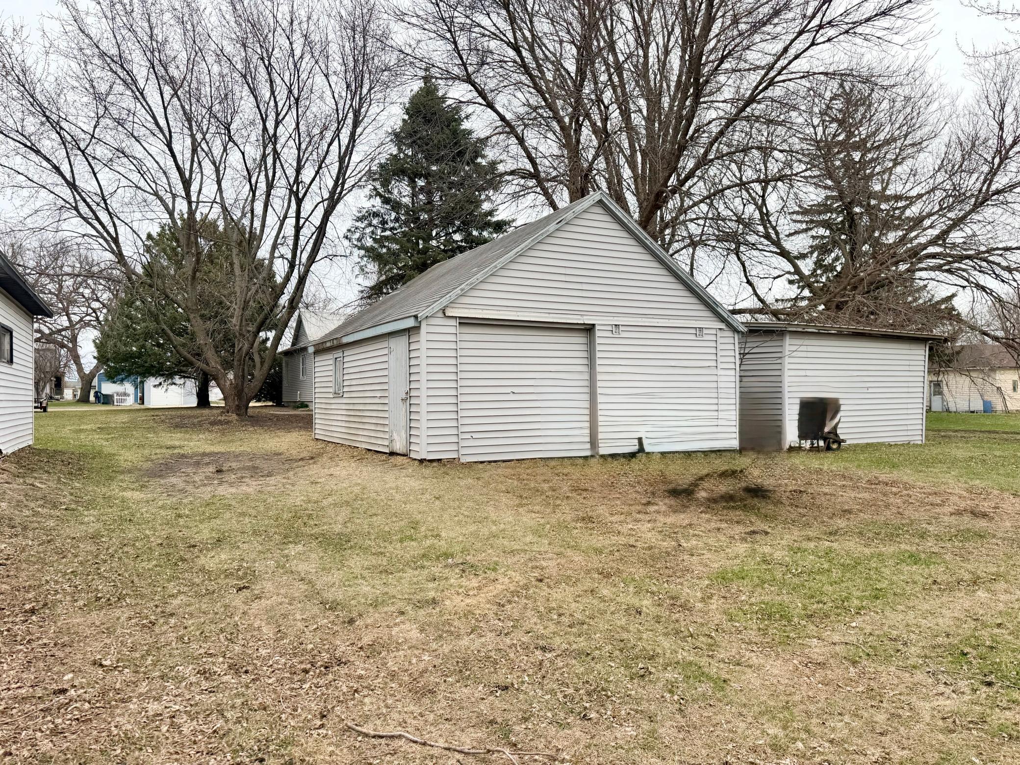 313 8th Street Brewster, MN 56119 - Photo 4 of 19