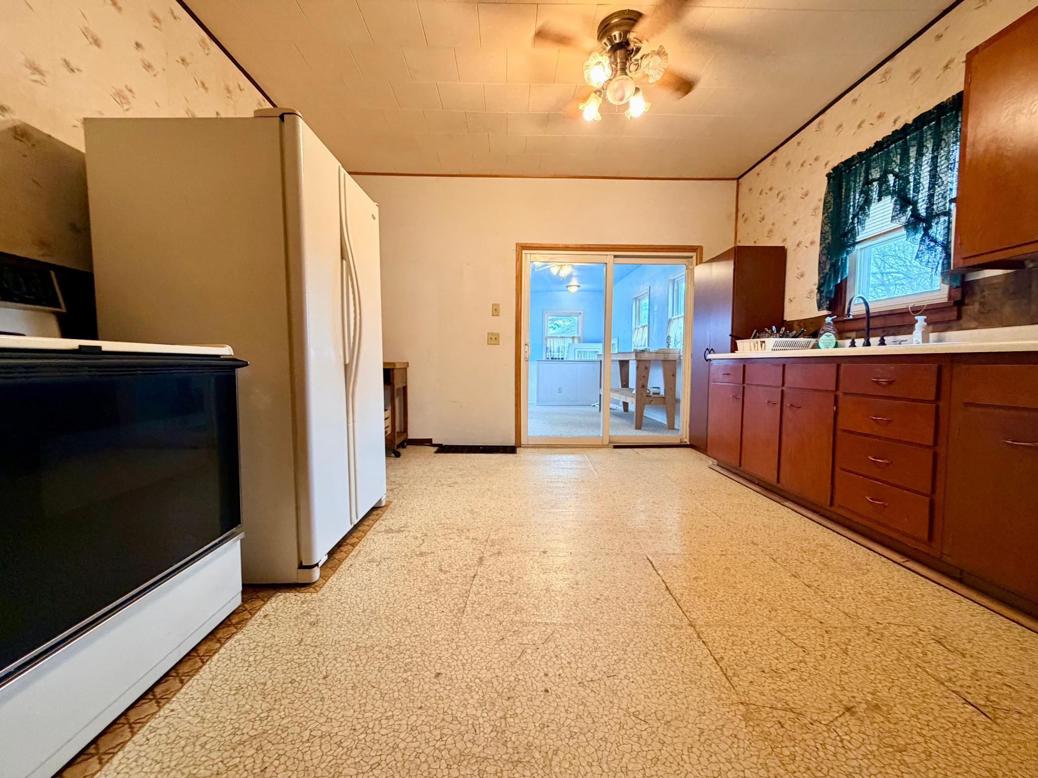 313 8th Street Brewster, MN 56119 - Photo 10 of 19