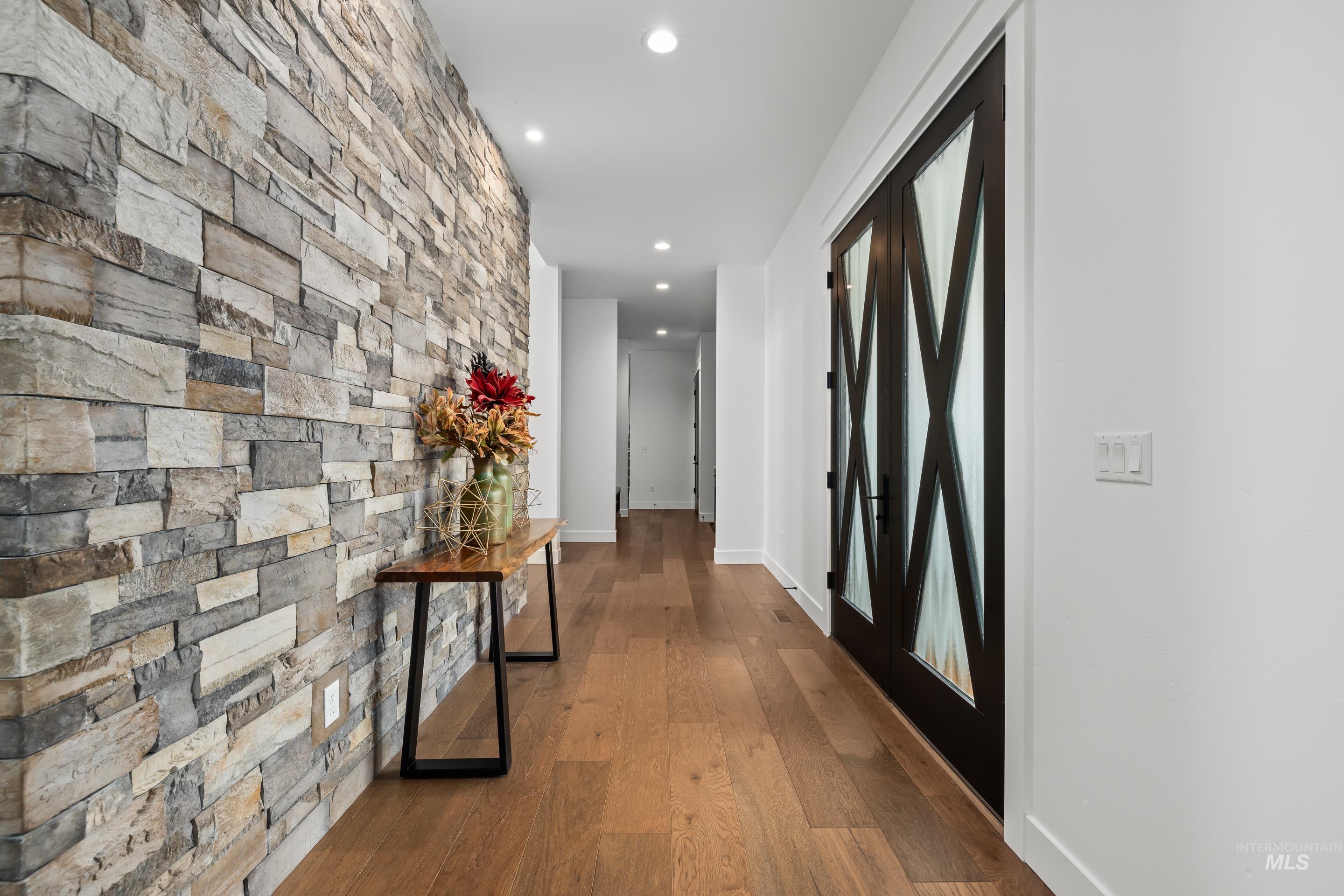 1836 South Riparian Way Eagle, ID 83616 - Photo 13 of 50