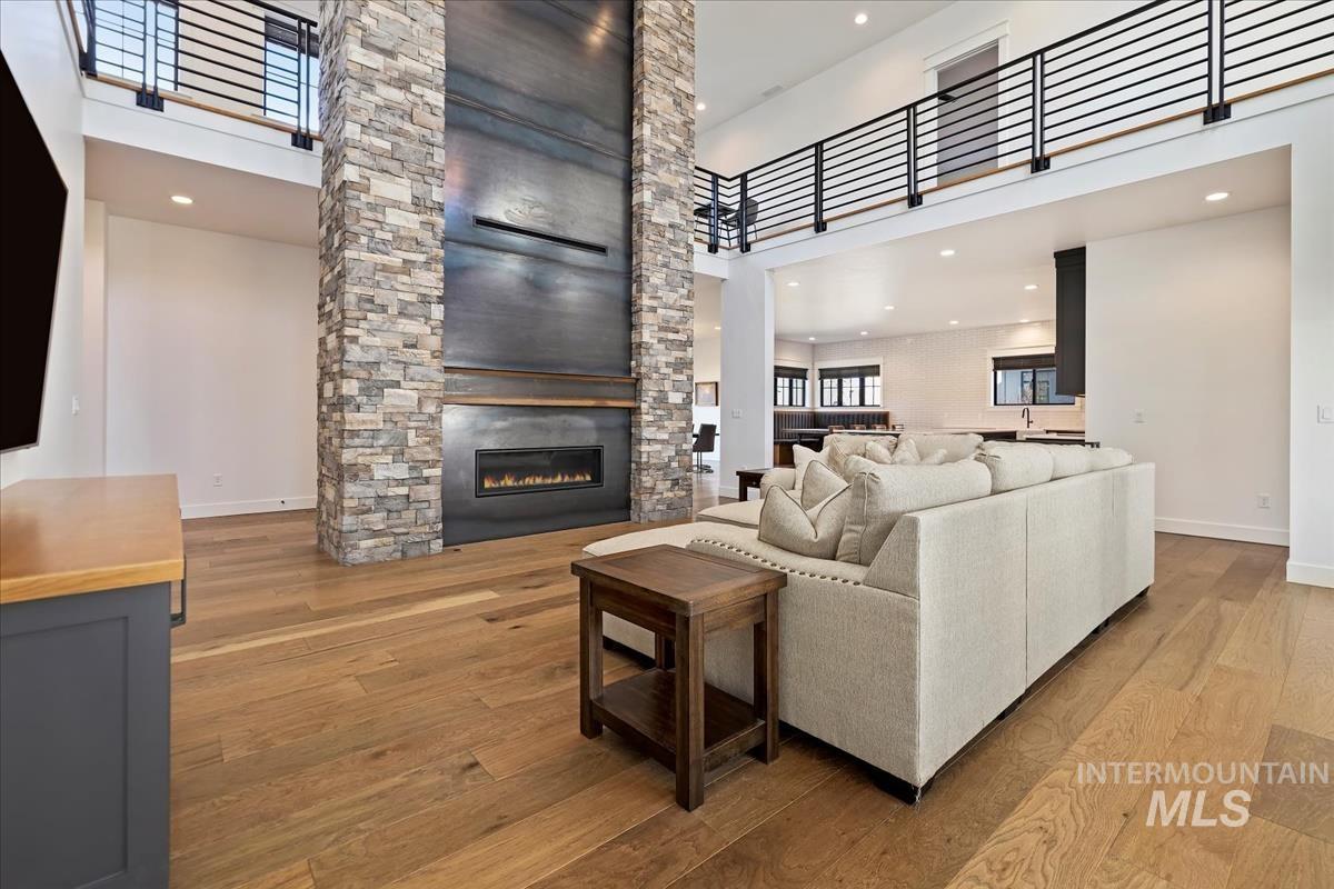 1836 South Riparian Way Eagle, ID 83616 - Photo 15 of 50