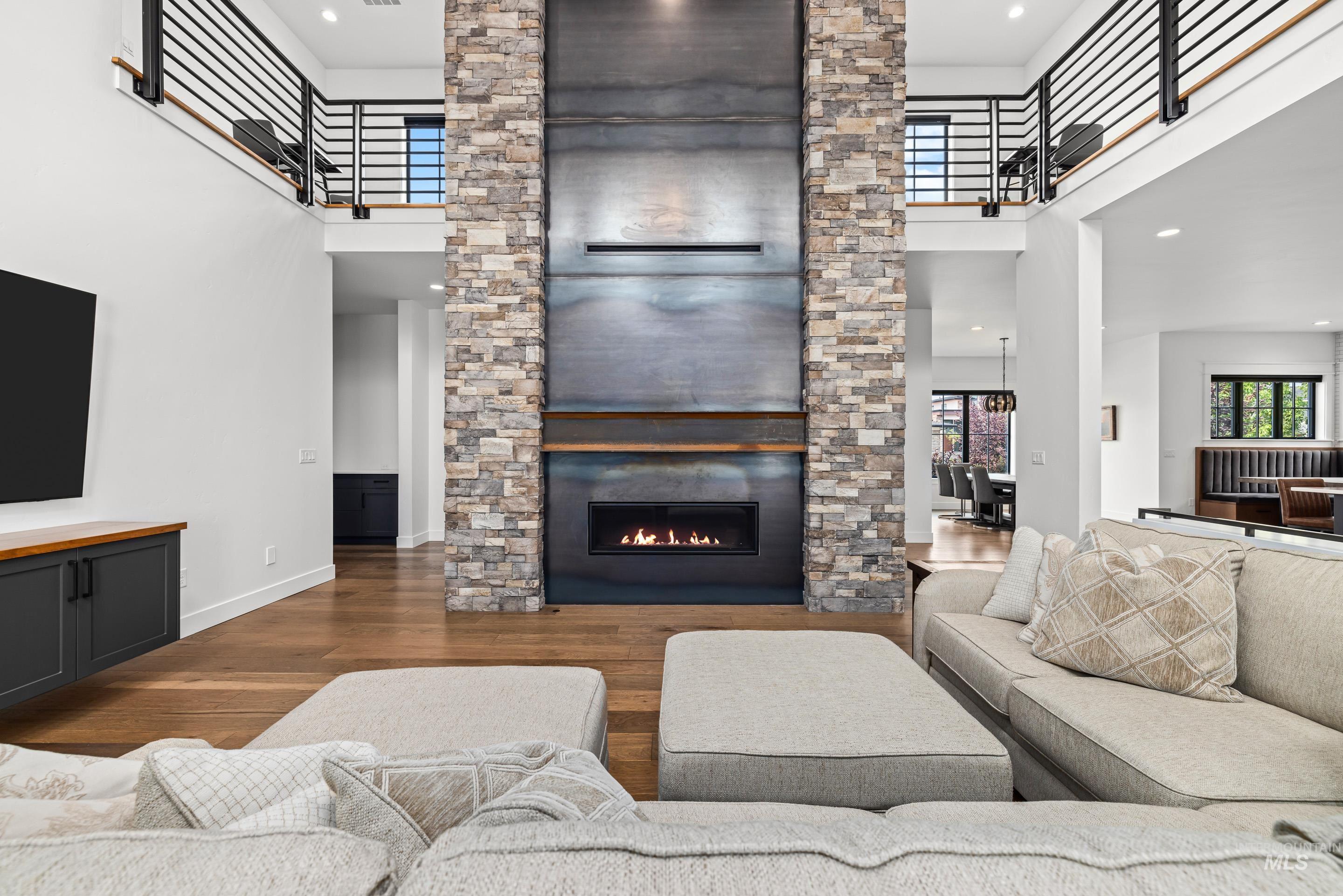 1836 South Riparian Way Eagle, ID 83616 - Photo 16 of 50