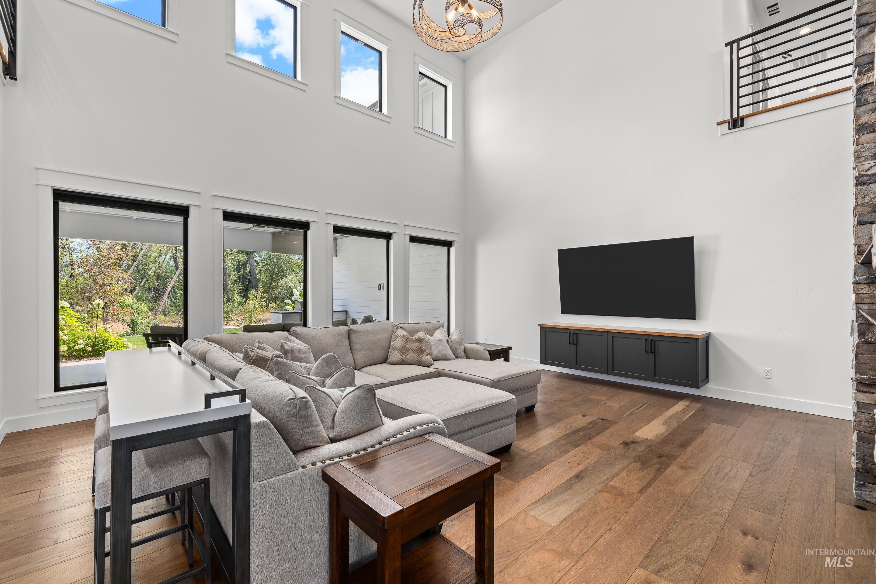 1836 South Riparian Way Eagle, ID 83616 - Photo 17 of 50