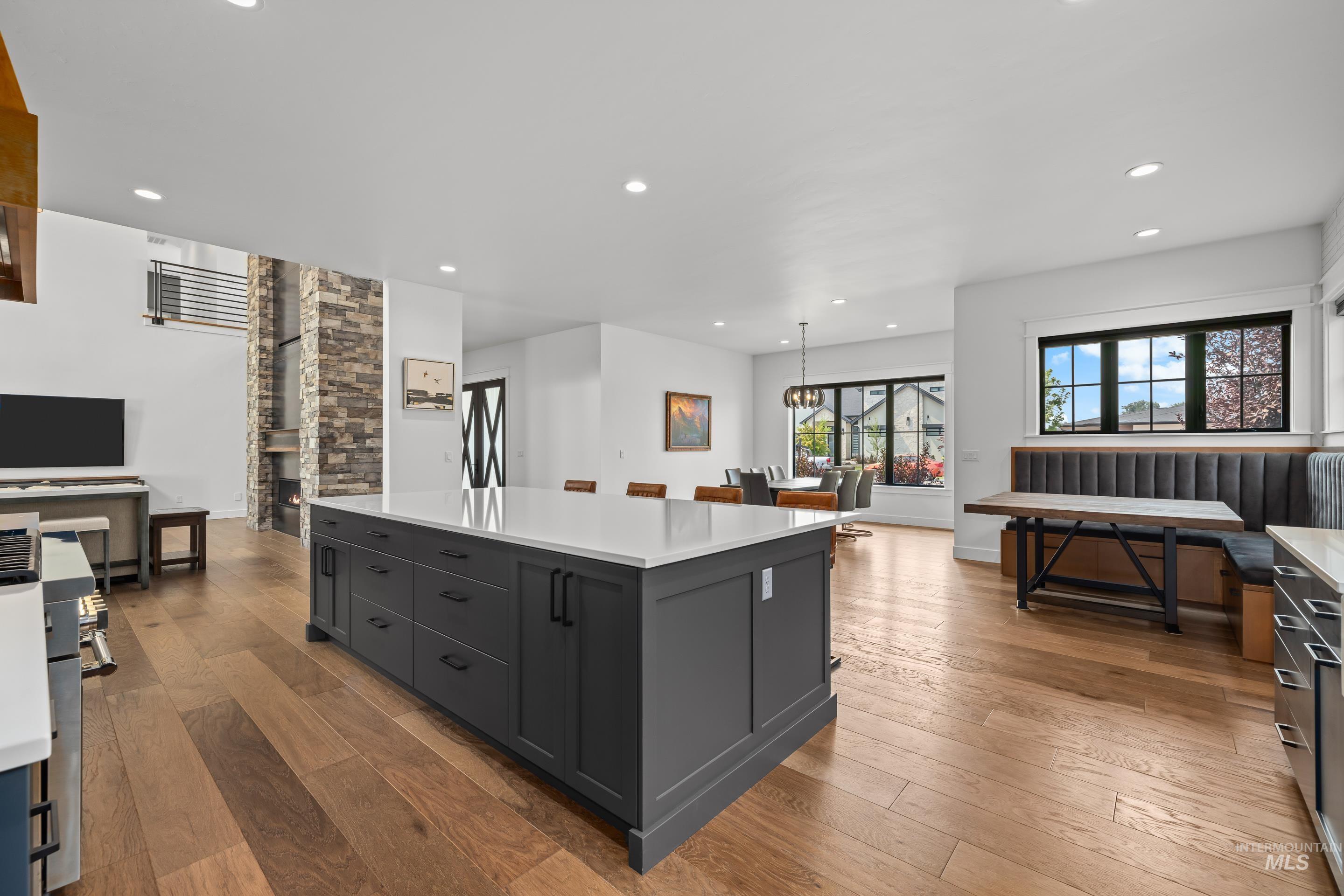 1836 South Riparian Way Eagle, ID 83616 - Photo 20 of 50