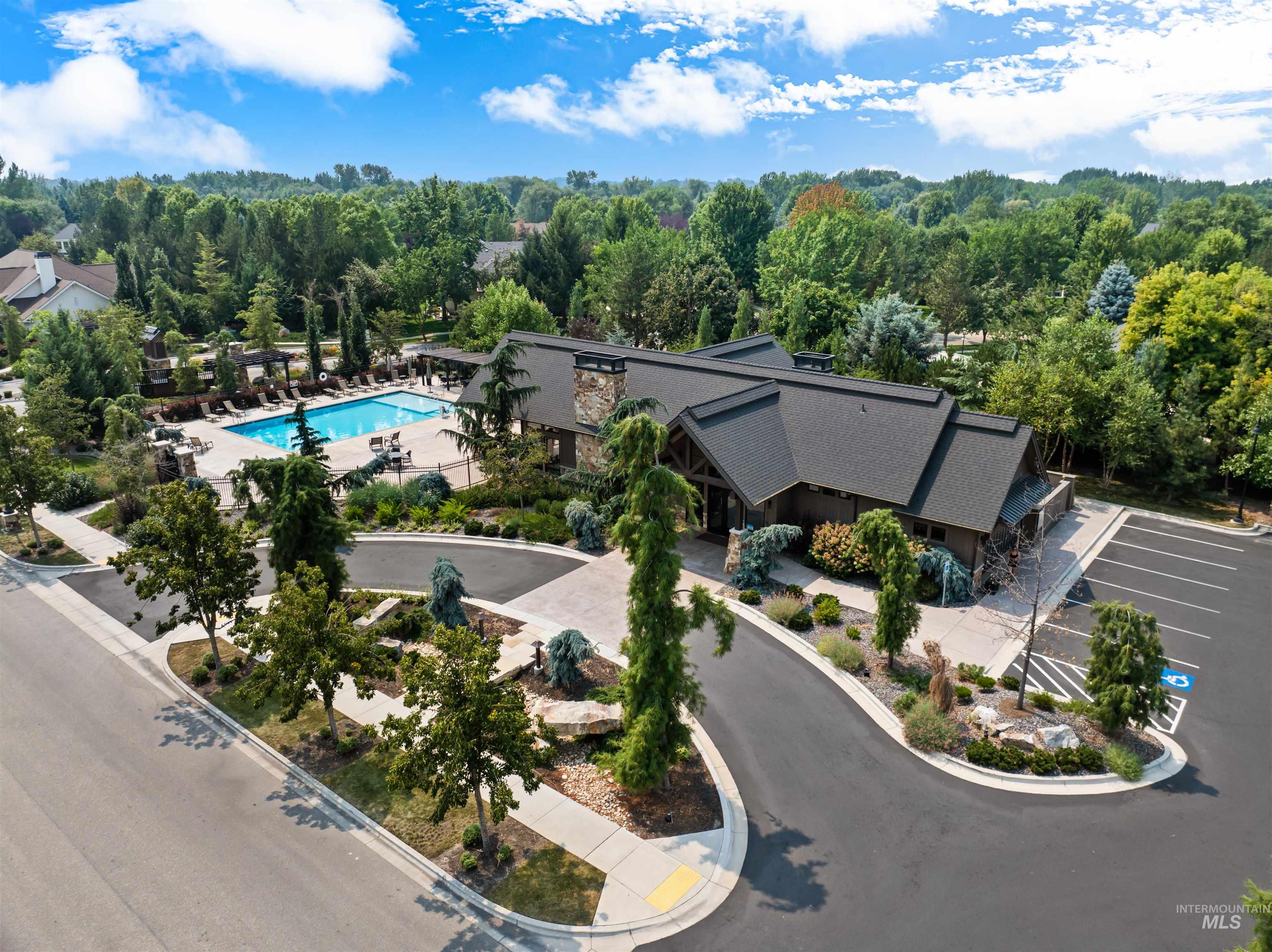 1836 South Riparian Way Eagle, ID 83616 - Photo 3 of 50