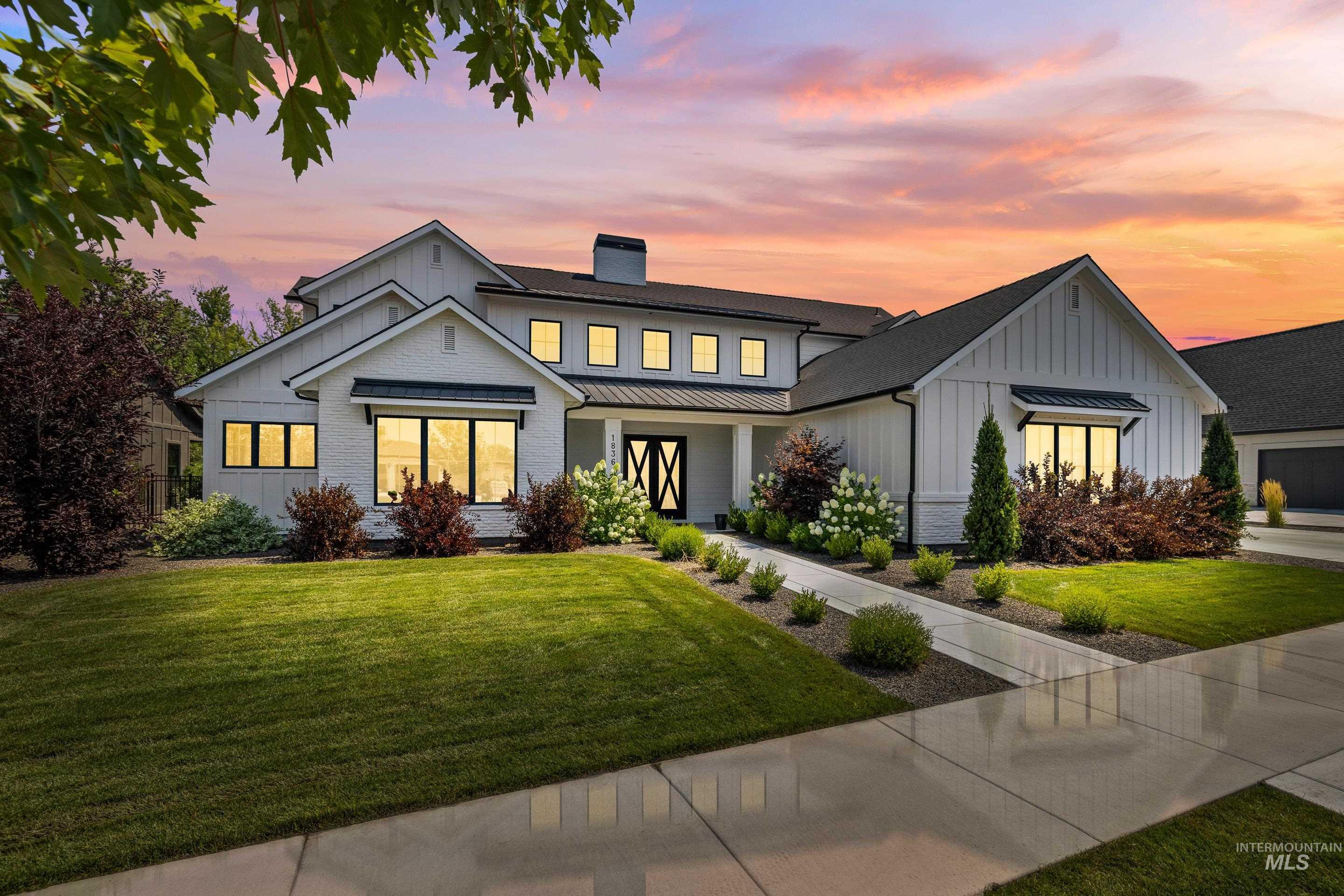 1836 South Riparian Way Eagle, ID 83616 - Photo 4 of 50