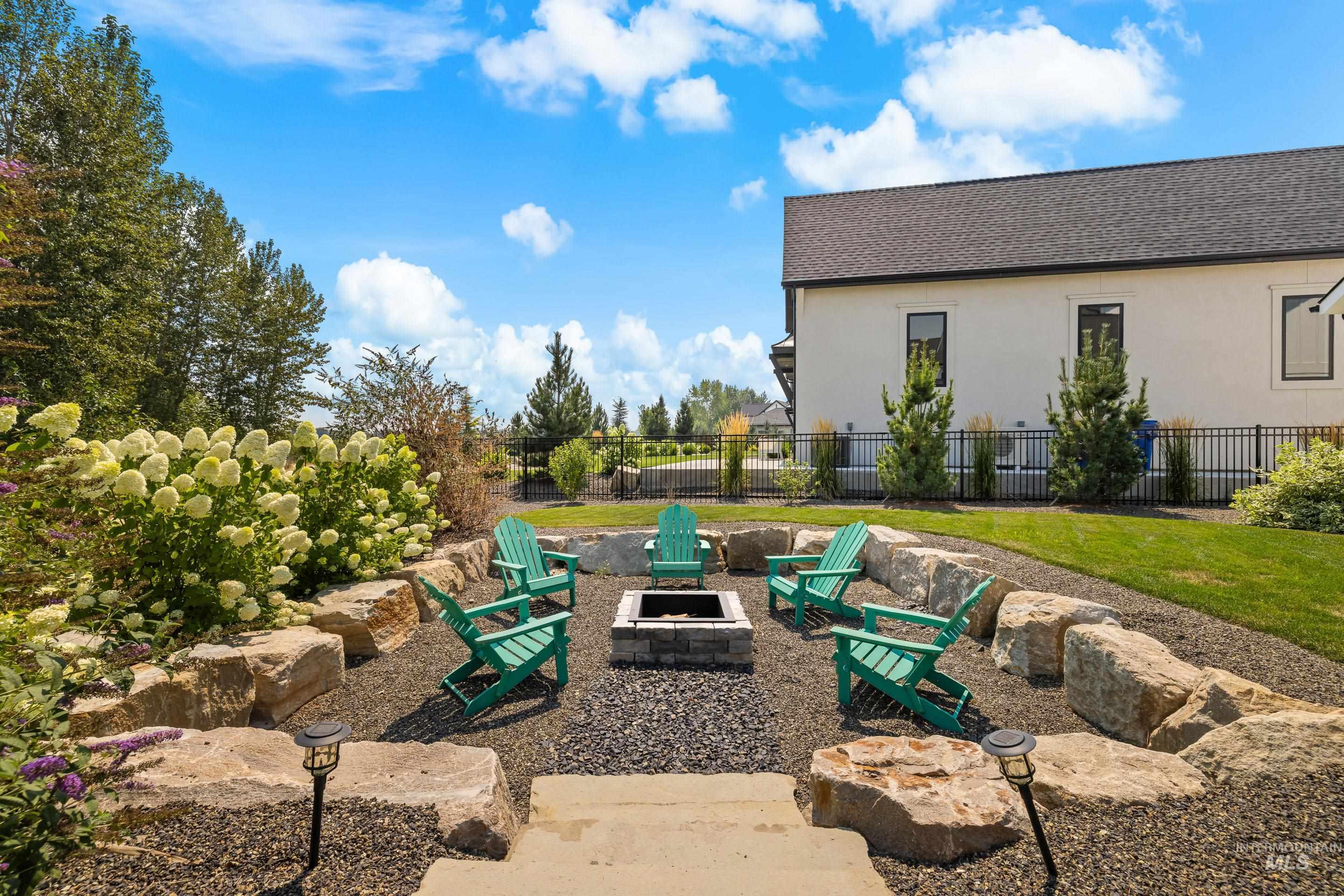 1836 South Riparian Way Eagle, ID 83616 - Photo 7 of 50