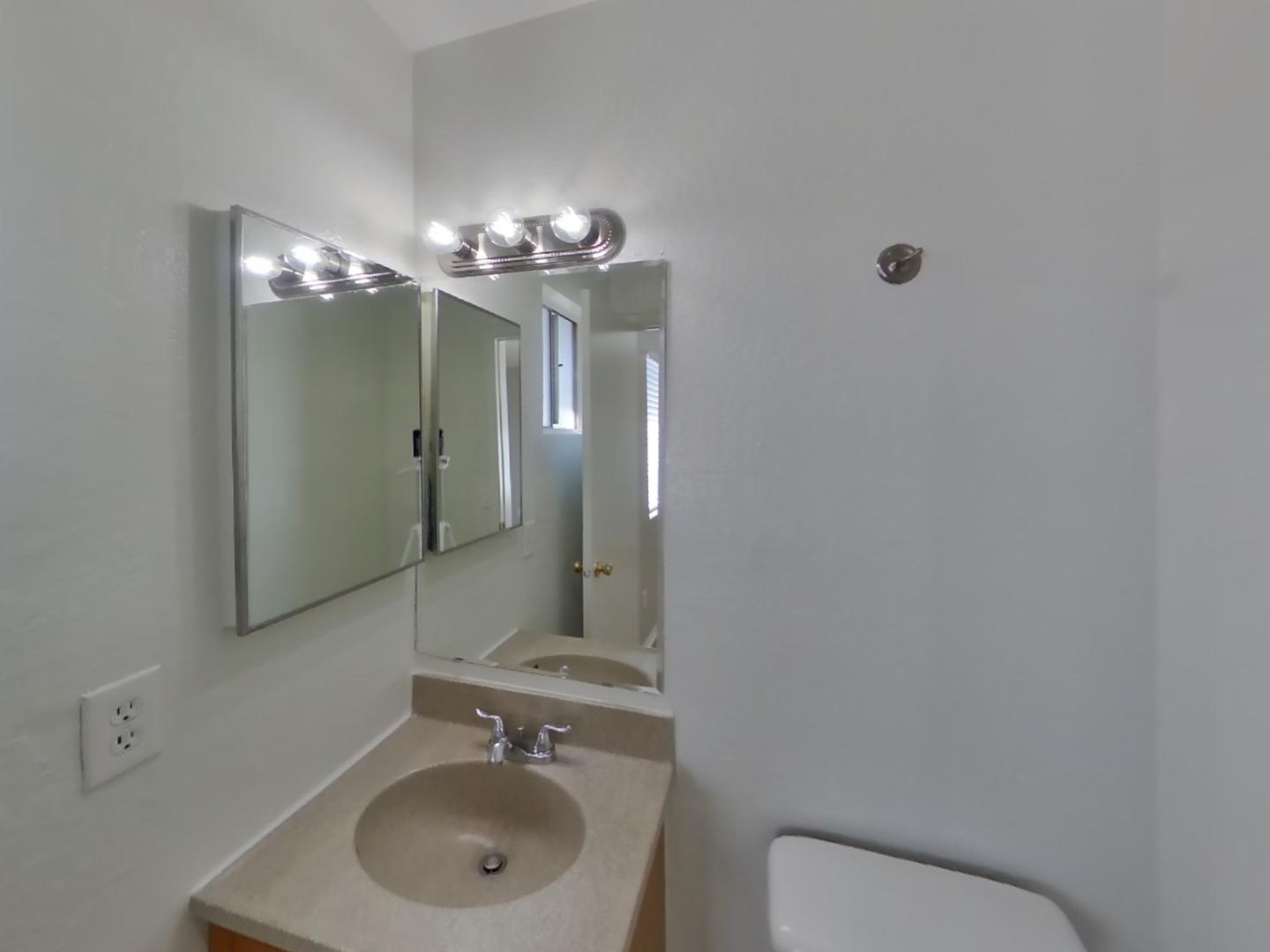 7331 West Mountain View Road Peoria, AZ 85345 - Photo 3 of 16 Photo #3