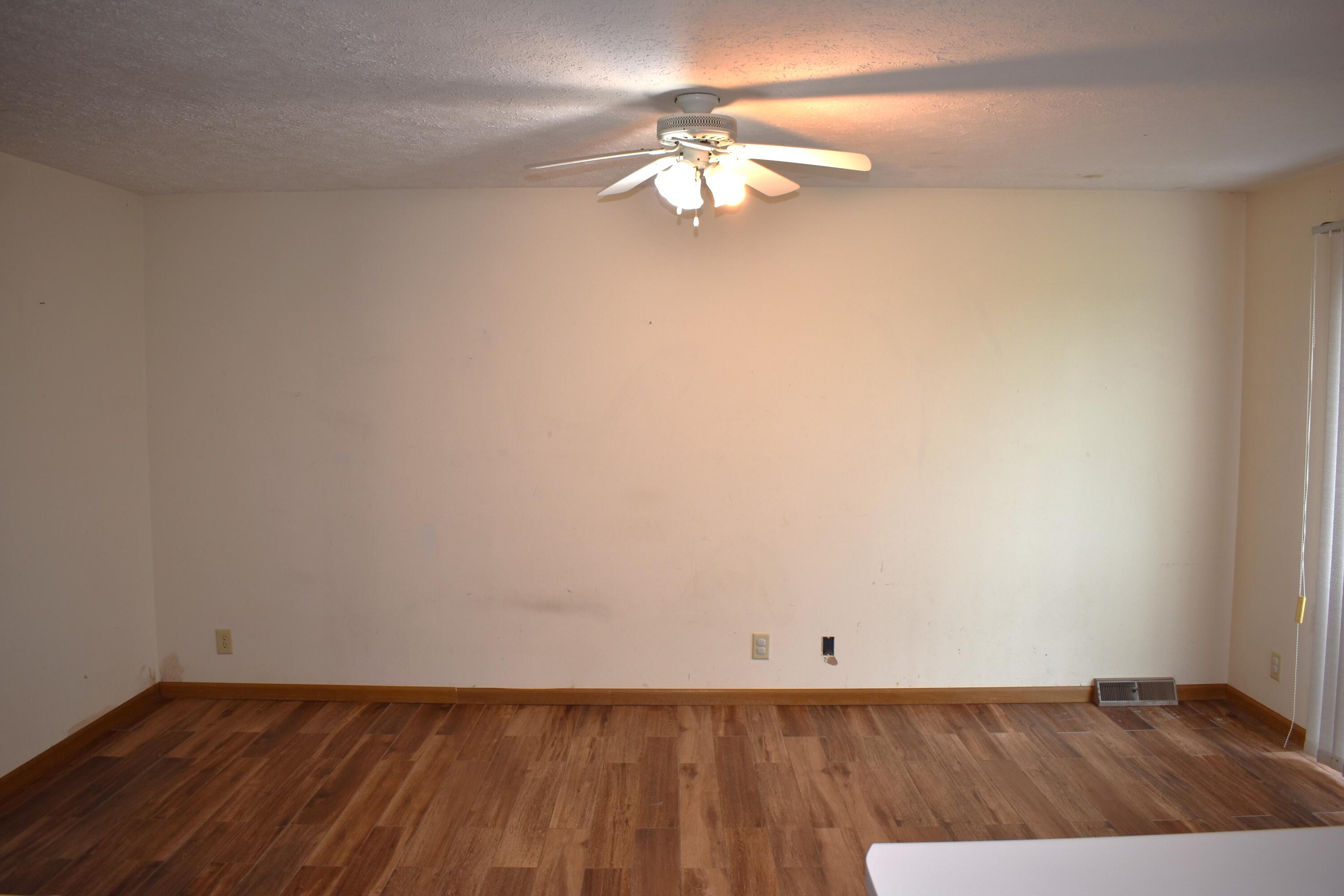 12185 Dennison Road Milan, MI 48160 - Photo 11 of 32 DSC_0166