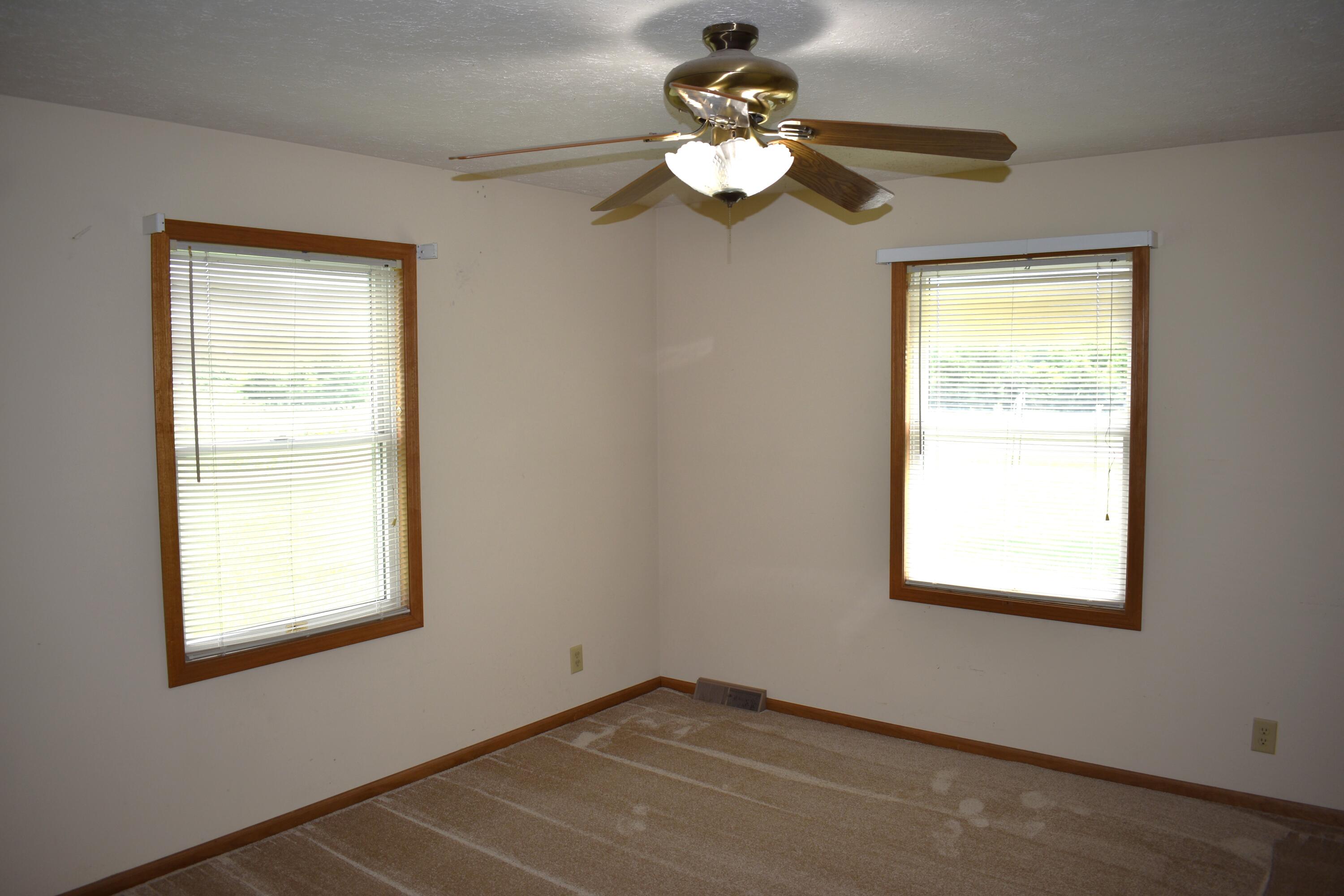 12185 Dennison Road Milan, MI 48160 - Photo 14 of 32 DSC_0200