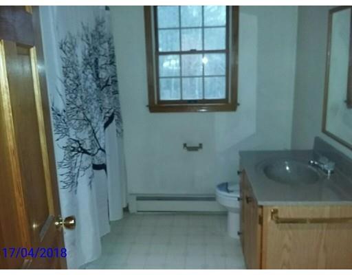 40 Old Schoolhouse Road Rochester, MA 02770 - Photo 13 of 20