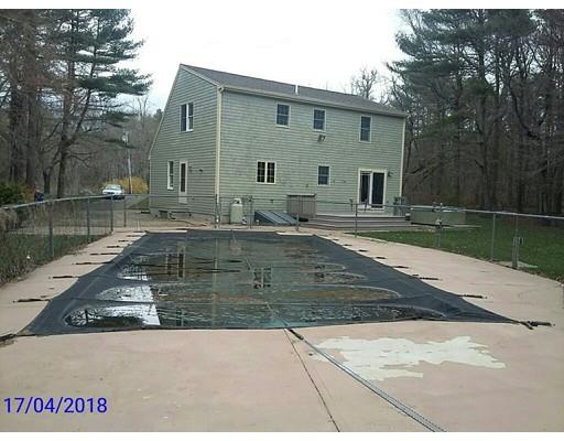 40 Old Schoolhouse Road Rochester, MA 02770 - Photo 4 of 20