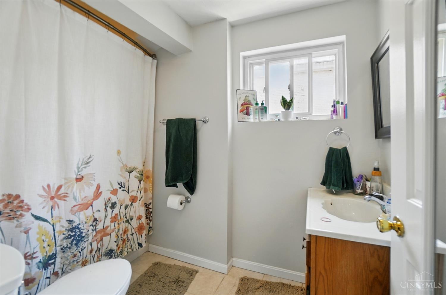 300 Emming Street Cincinnati, OH 45219 - Photo 24 of 32