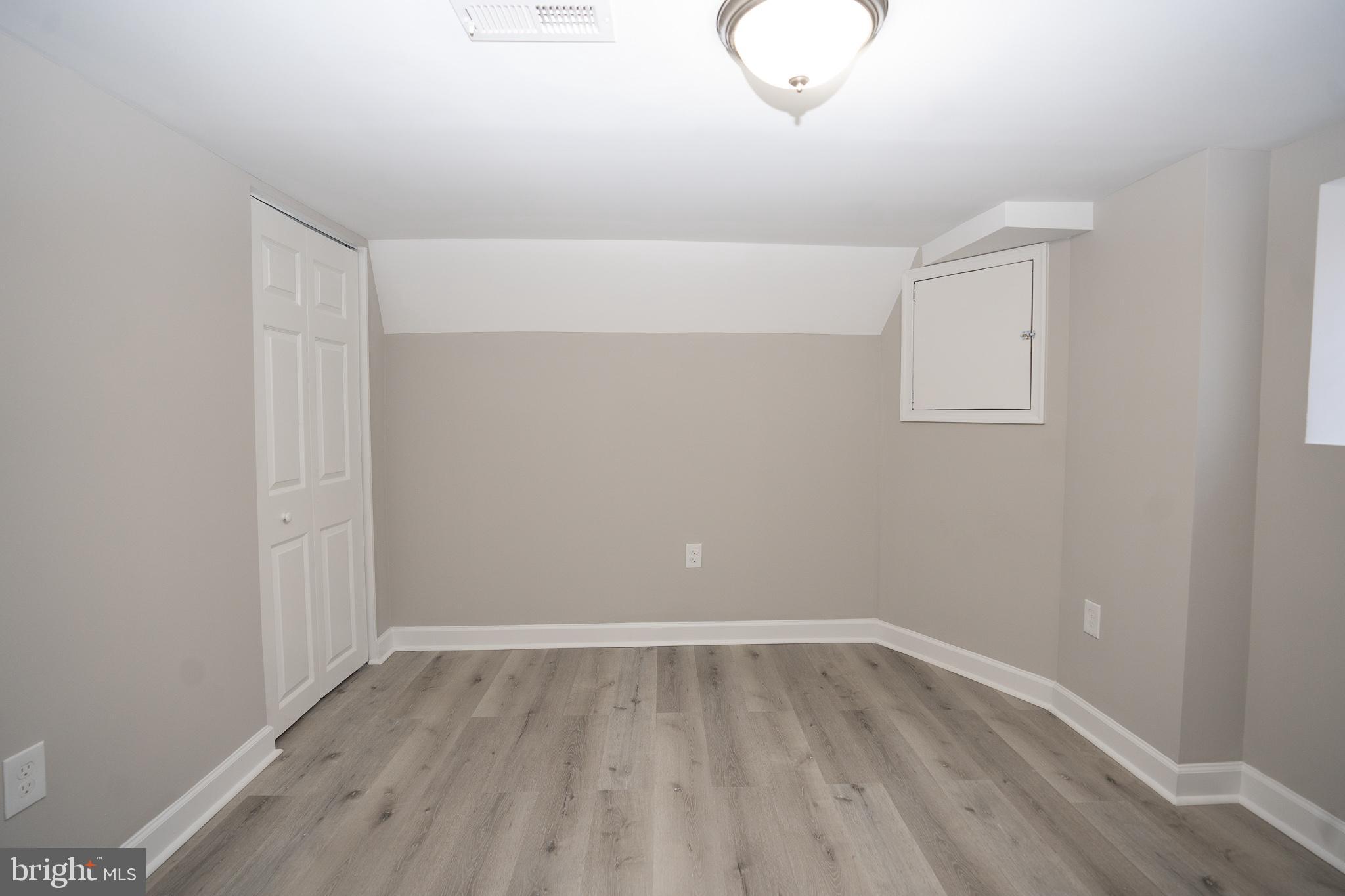 311 South Pulaski Street Baltimore, MD 21223 - Photo 33 of 39