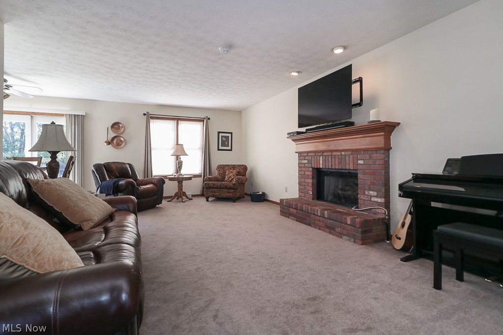 6745 West Ridge Road Elyria, OH 44035 - Photo 3 of 33 Gallery Image 3