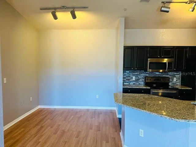 $1,400 | 6025 Westgate Drive, Unit 2536, Orlando, FL 32835