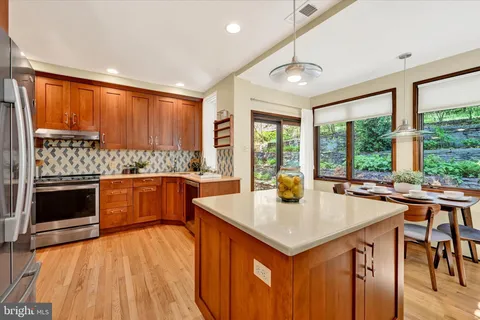 $825,000 | 511 Edgevale Road, Baltimore, MD 21210