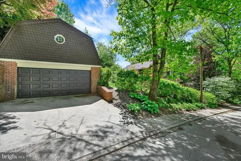 $825,000 | 511 Edgevale Road, Baltimore, MD 21210