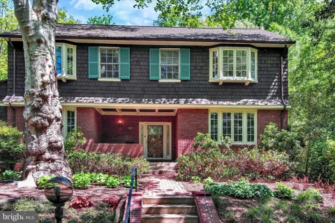 $825,000 | 511 Edgevale Road, Baltimore, MD 21210