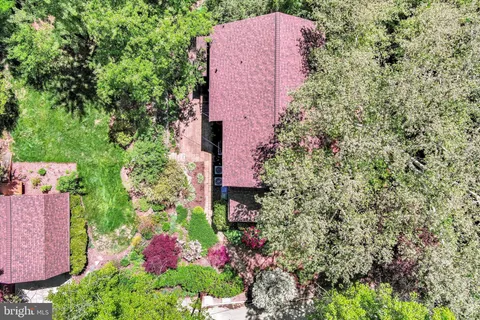 $825,000 | 511 Edgevale Road, Baltimore, MD 21210