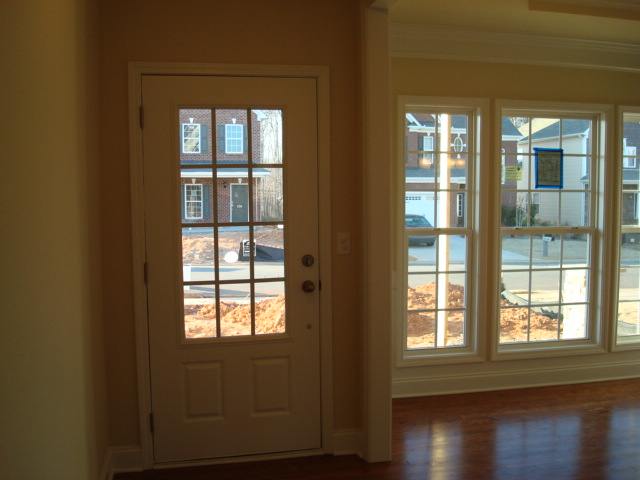 208 Barbours Lane Greenville, SC 29607 - Photo 6 of 12 Gallery Image 6