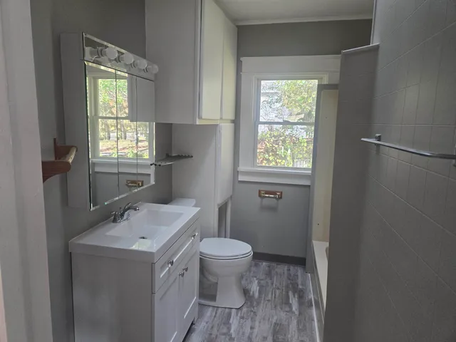 $179,900 | 1402 South Osborne Avenue, Janesville, WI 53546