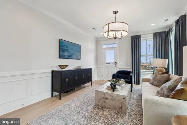 $404,990 | 410 Granite Rdg Drive, Winchester, VA 22603