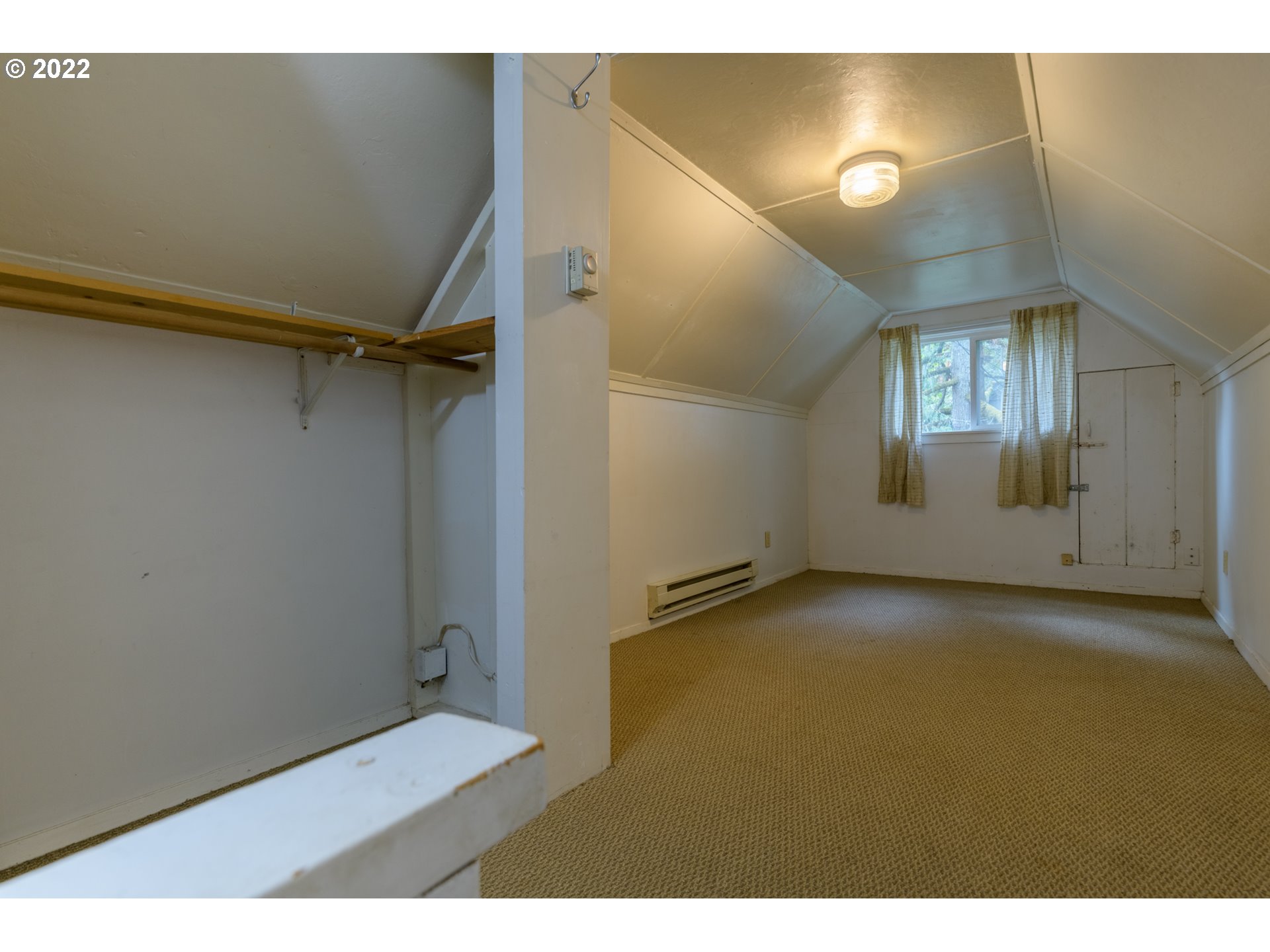 69947 East E Highway, Unit 5 Rhododendron, OR 97049 - Photo 25 of 31 a view of an empty room