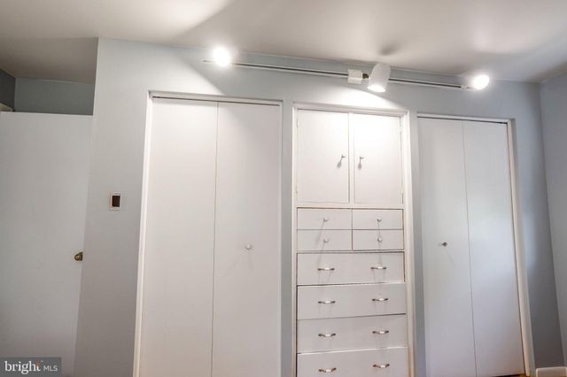 $850,000 | 2401 Childs Lane, Alexandria, VA 22308